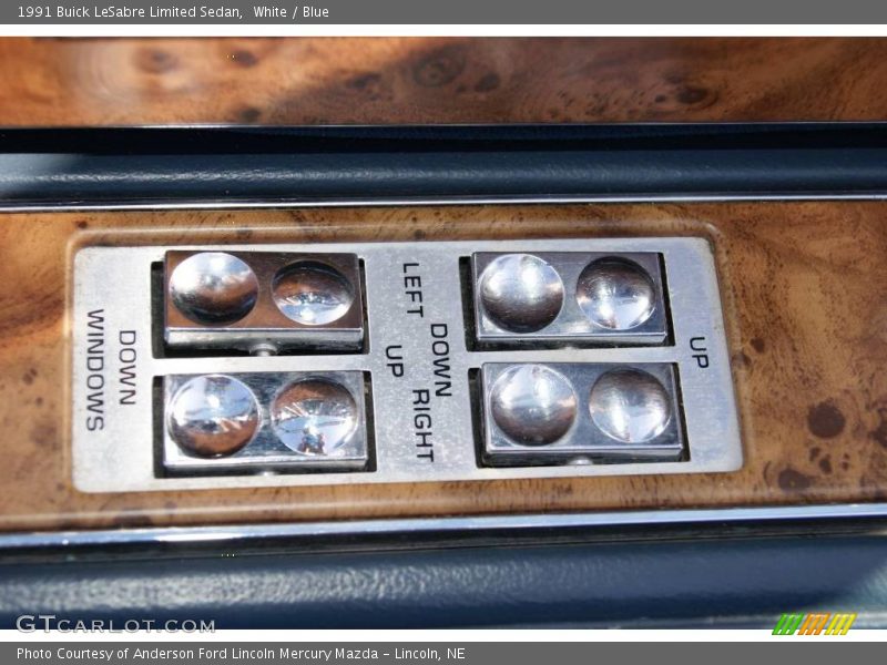 White / Blue 1991 Buick LeSabre Limited Sedan