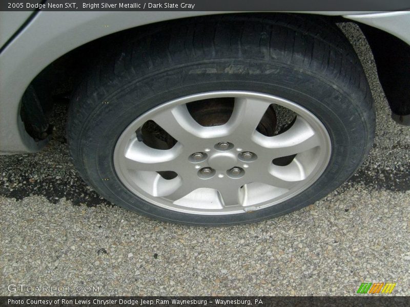 Bright Silver Metallic / Dark Slate Gray 2005 Dodge Neon SXT