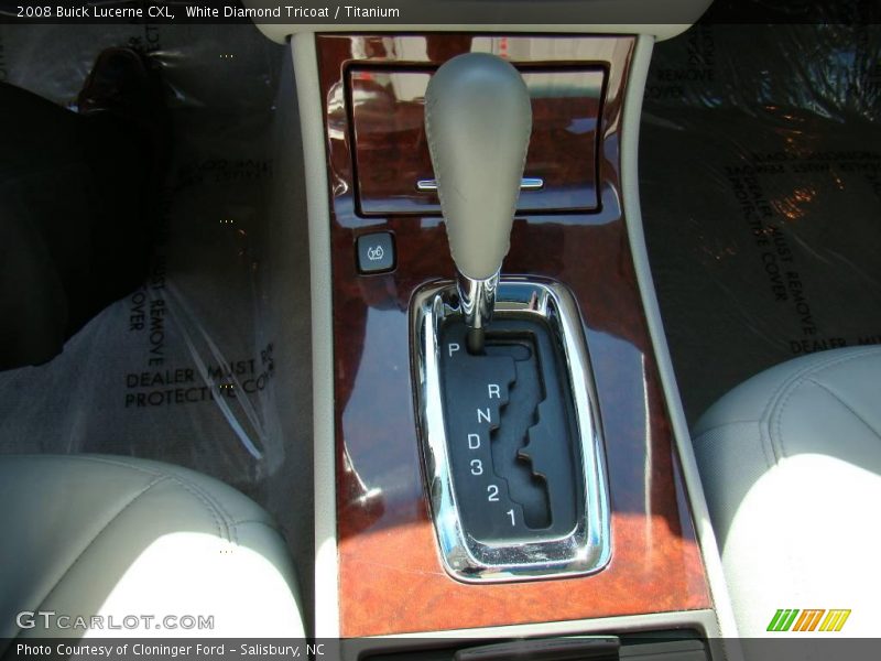 White Diamond Tricoat / Titanium 2008 Buick Lucerne CXL