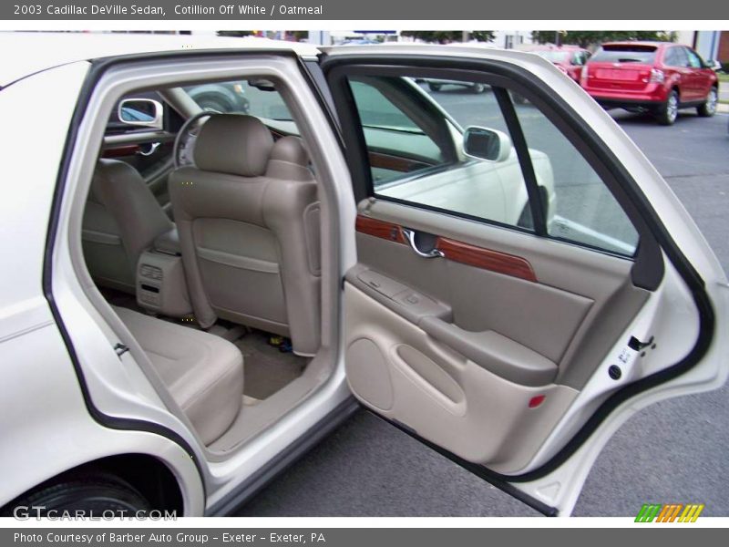 Cotillion Off White / Oatmeal 2003 Cadillac DeVille Sedan