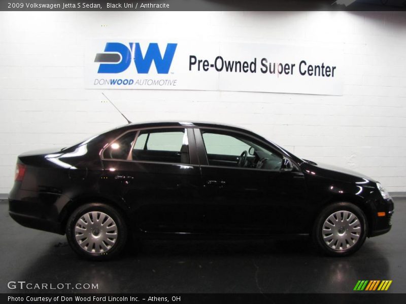 Black Uni / Anthracite 2009 Volkswagen Jetta S Sedan