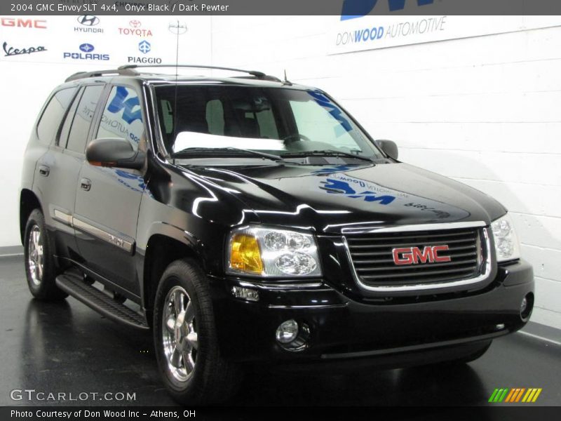 Onyx Black / Dark Pewter 2004 GMC Envoy SLT 4x4