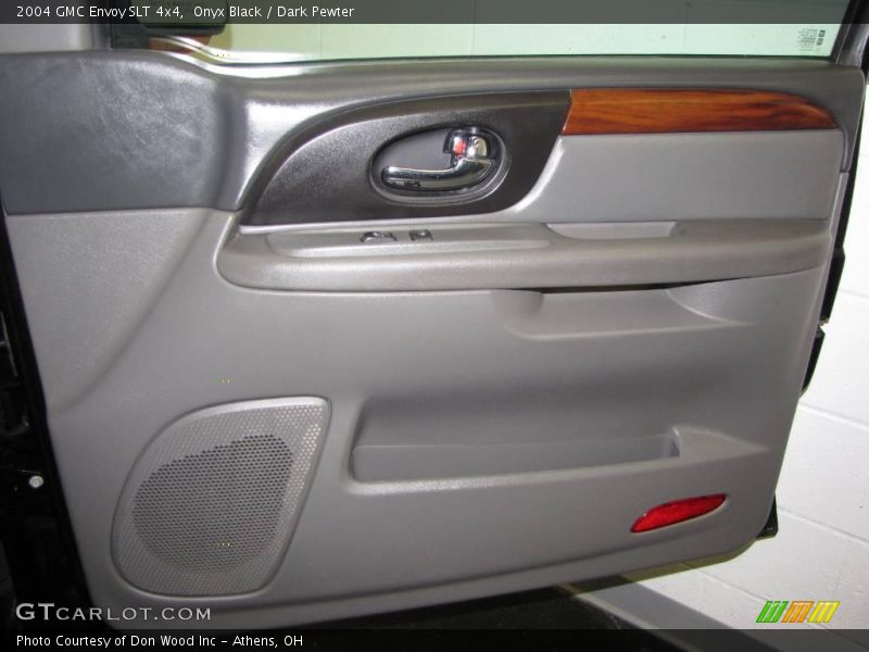 Onyx Black / Dark Pewter 2004 GMC Envoy SLT 4x4