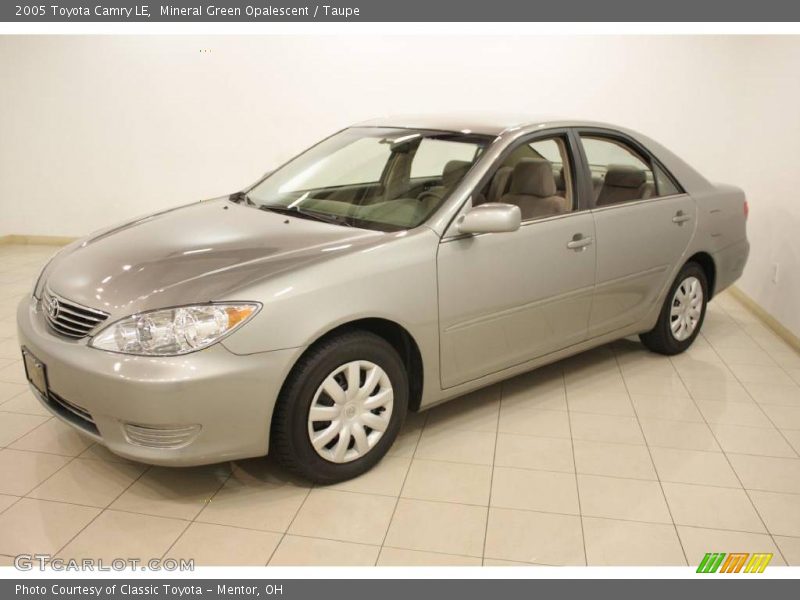 Mineral Green Opalescent / Taupe 2005 Toyota Camry LE