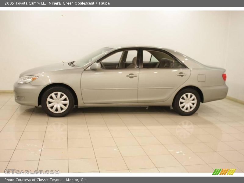 Mineral Green Opalescent / Taupe 2005 Toyota Camry LE