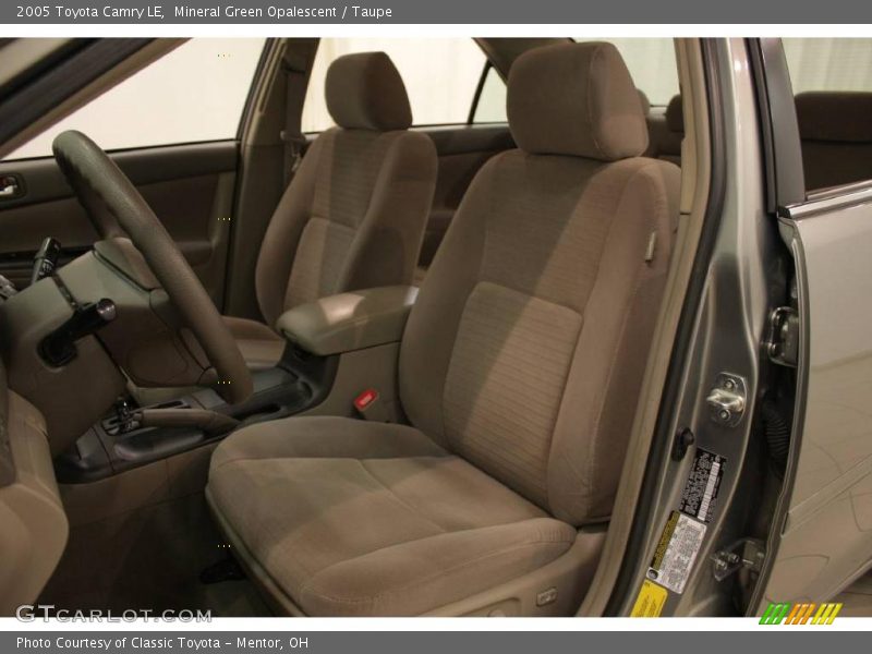 Mineral Green Opalescent / Taupe 2005 Toyota Camry LE