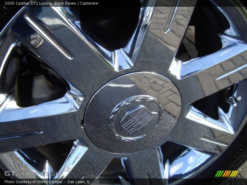 Black Raven / Cashmere 2006 Cadillac DTS Luxury