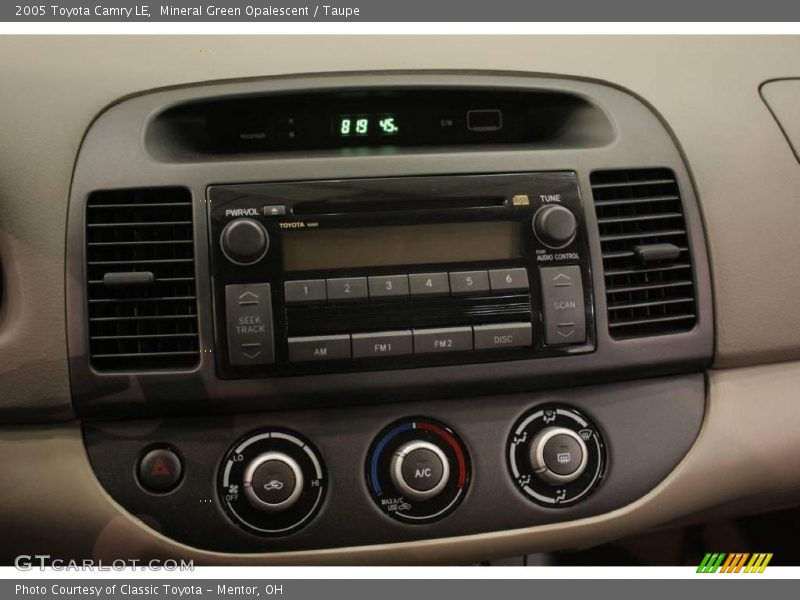 Mineral Green Opalescent / Taupe 2005 Toyota Camry LE