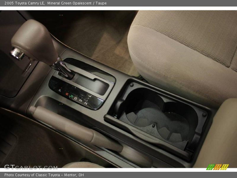 Mineral Green Opalescent / Taupe 2005 Toyota Camry LE
