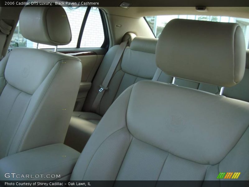 Black Raven / Cashmere 2006 Cadillac DTS Luxury