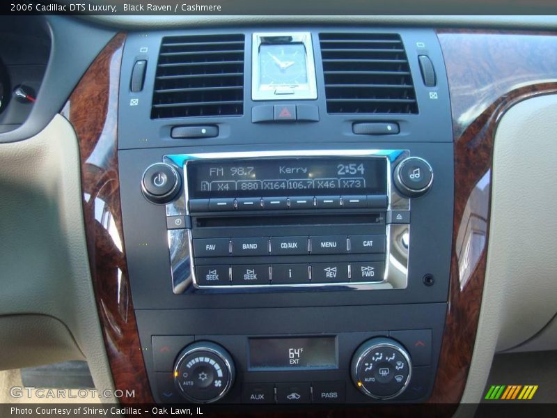 Black Raven / Cashmere 2006 Cadillac DTS Luxury