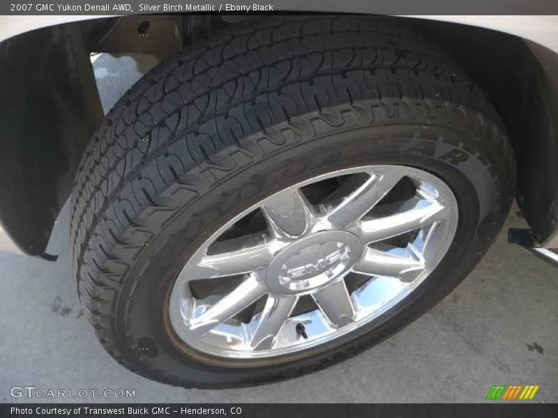 Silver Birch Metallic / Ebony Black 2007 GMC Yukon Denali AWD