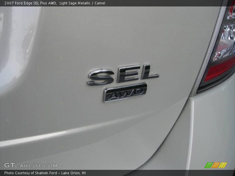 Light Sage Metallic / Camel 2007 Ford Edge SEL Plus AWD