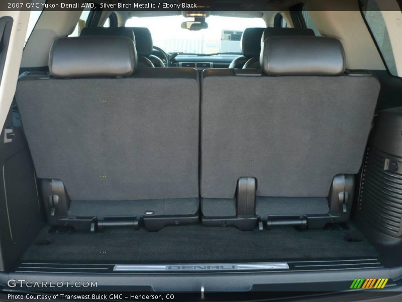 Silver Birch Metallic / Ebony Black 2007 GMC Yukon Denali AWD