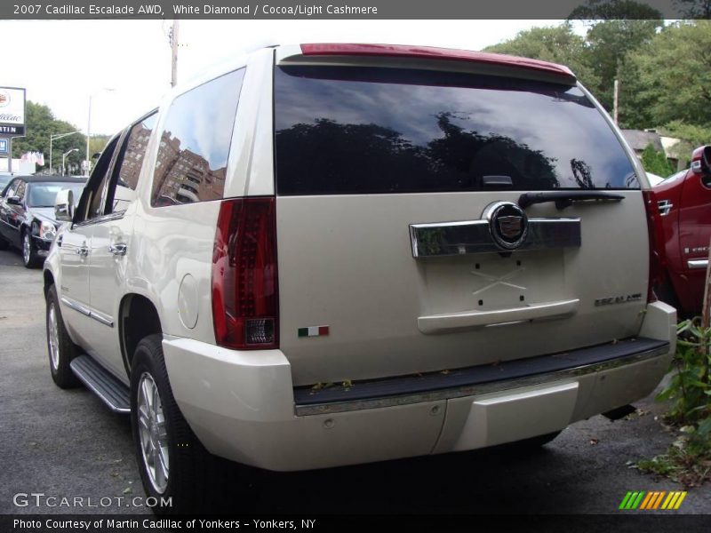 White Diamond / Cocoa/Light Cashmere 2007 Cadillac Escalade AWD