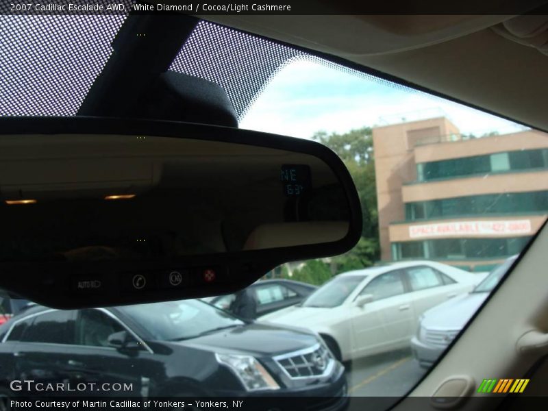 White Diamond / Cocoa/Light Cashmere 2007 Cadillac Escalade AWD
