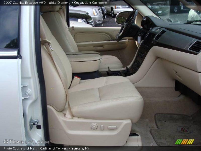 White Diamond / Cocoa/Light Cashmere 2007 Cadillac Escalade AWD