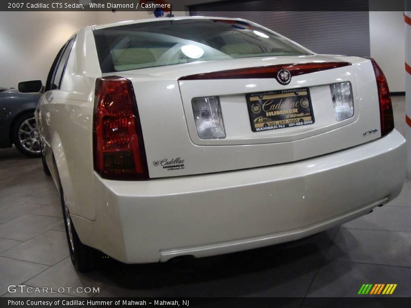White Diamond / Cashmere 2007 Cadillac CTS Sedan
