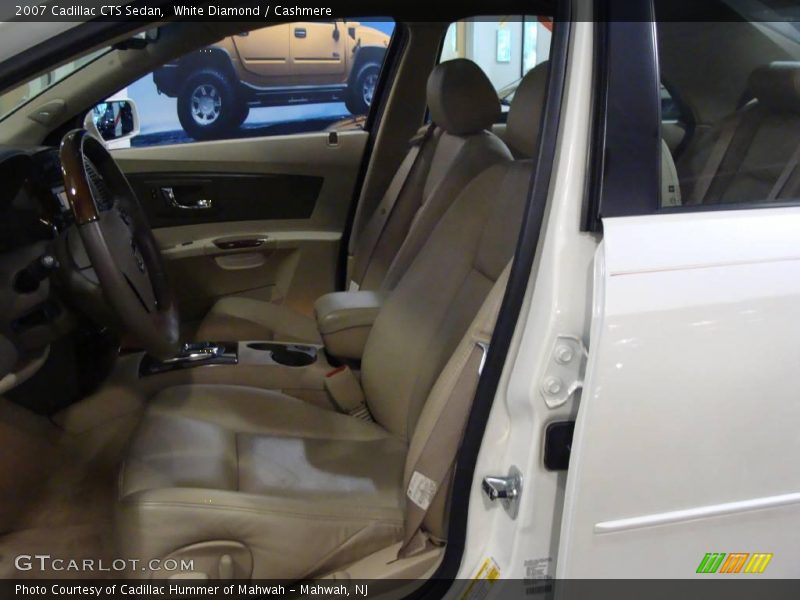 White Diamond / Cashmere 2007 Cadillac CTS Sedan