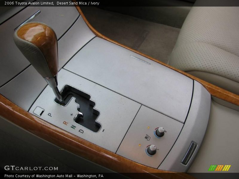 Desert Sand Mica / Ivory 2006 Toyota Avalon Limited