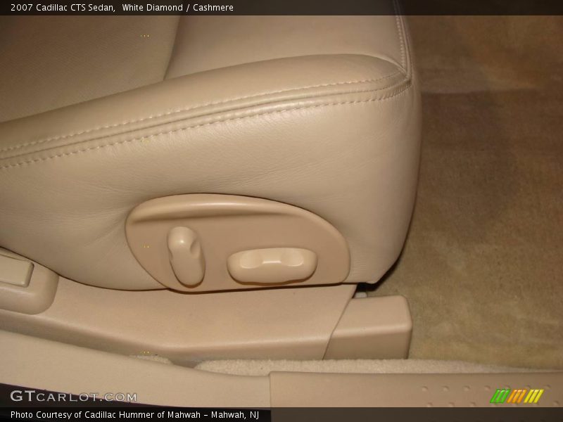 White Diamond / Cashmere 2007 Cadillac CTS Sedan