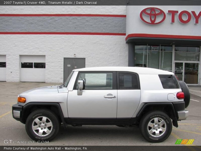 Titanium Metallic / Dark Charcoal 2007 Toyota FJ Cruiser 4WD