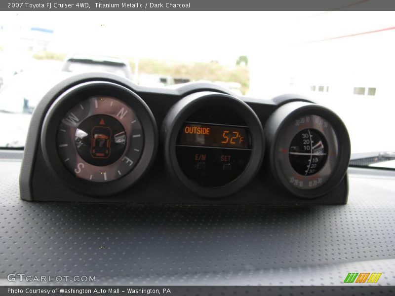 Titanium Metallic / Dark Charcoal 2007 Toyota FJ Cruiser 4WD