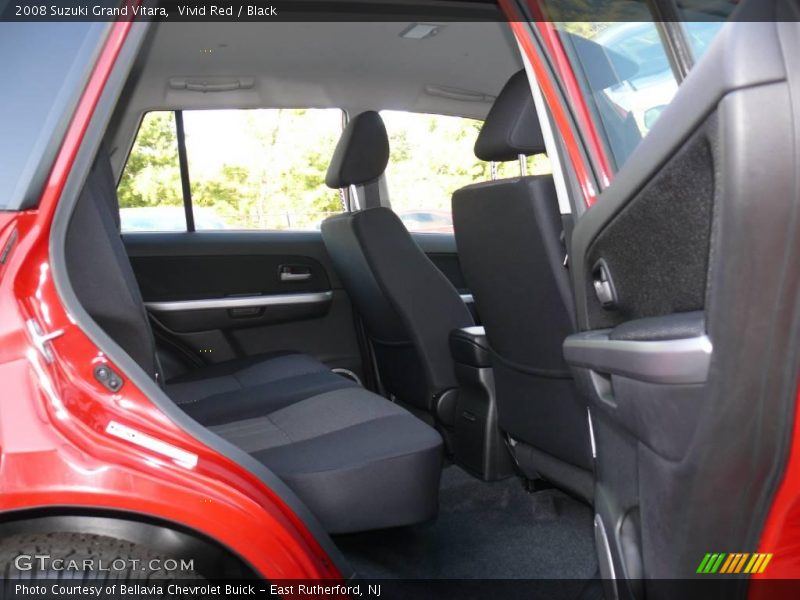 Vivid Red / Black 2008 Suzuki Grand Vitara