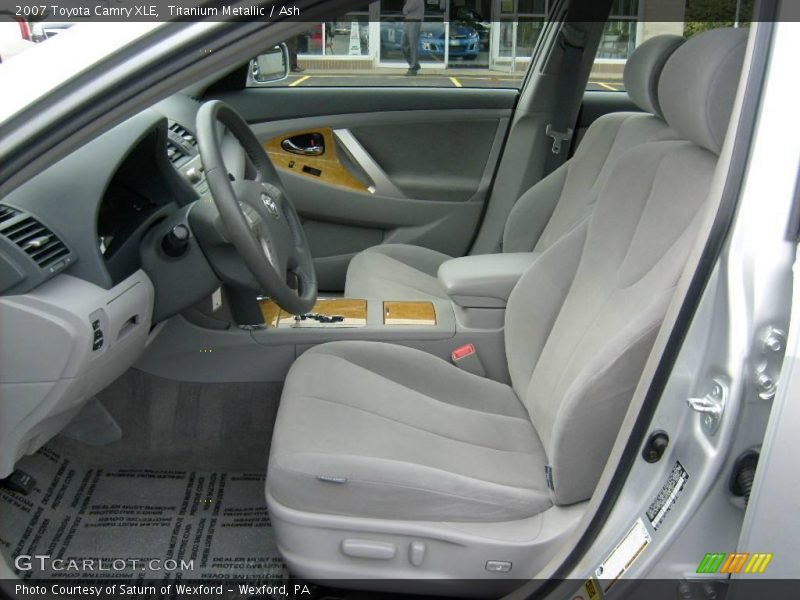Titanium Metallic / Ash 2007 Toyota Camry XLE