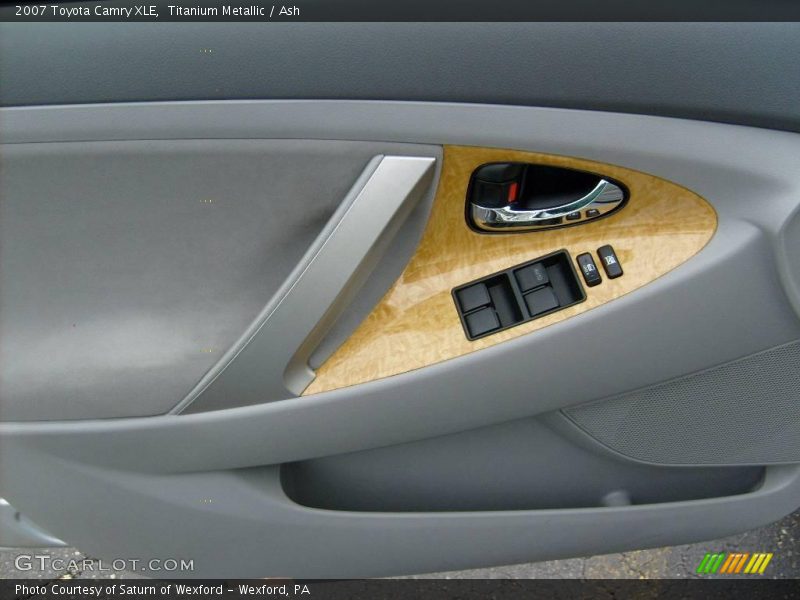 Titanium Metallic / Ash 2007 Toyota Camry XLE