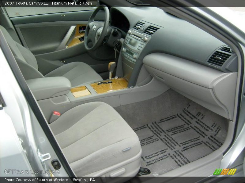 Titanium Metallic / Ash 2007 Toyota Camry XLE