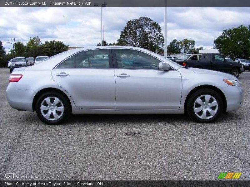Titanium Metallic / Ash 2007 Toyota Camry LE