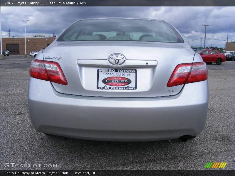 Titanium Metallic / Ash 2007 Toyota Camry LE