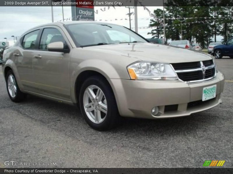 Light Sandstone Metallic / Dark Slate Gray 2009 Dodge Avenger SXT