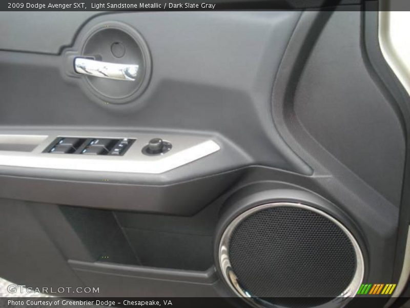 Light Sandstone Metallic / Dark Slate Gray 2009 Dodge Avenger SXT