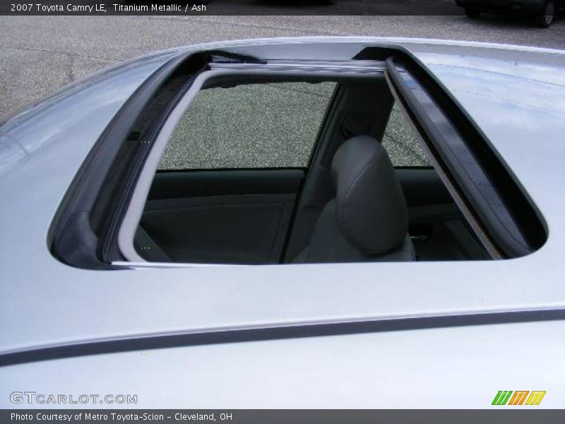 Titanium Metallic / Ash 2007 Toyota Camry LE