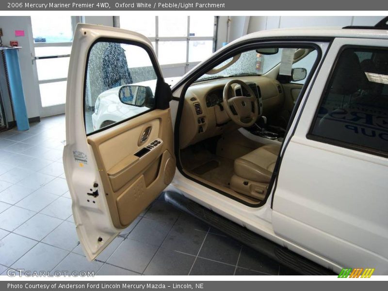 Oxford White / Pebble/Light Parchment 2006 Mercury Mariner Premier 4WD