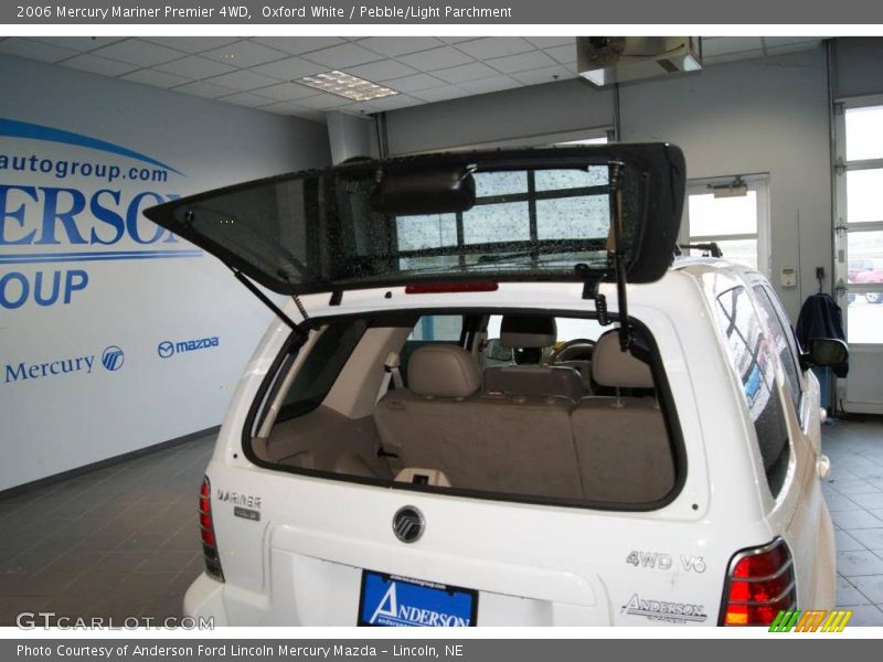 Oxford White / Pebble/Light Parchment 2006 Mercury Mariner Premier 4WD