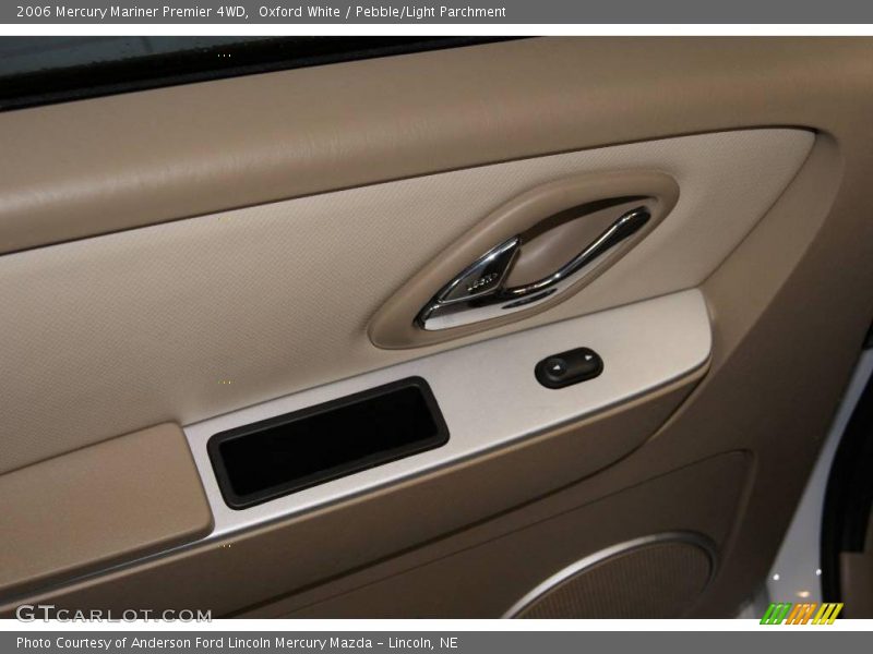 Oxford White / Pebble/Light Parchment 2006 Mercury Mariner Premier 4WD