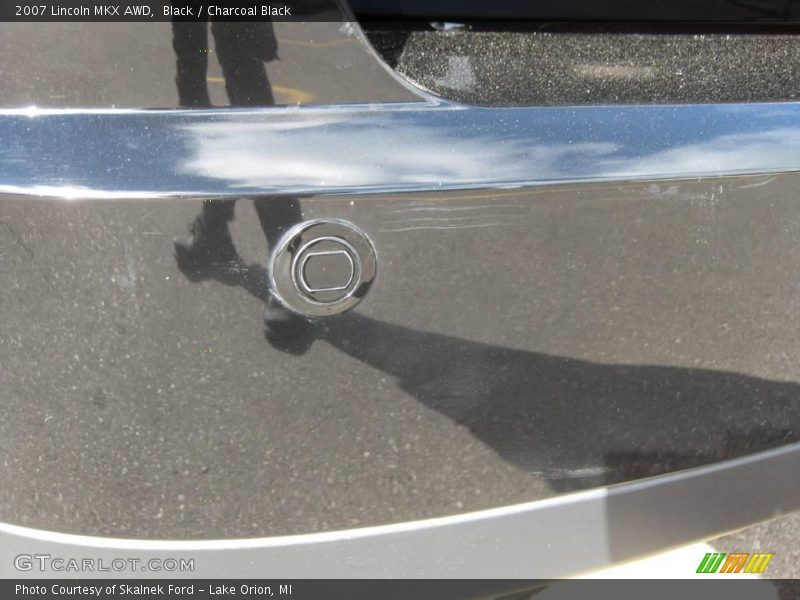 Black / Charcoal Black 2007 Lincoln MKX AWD