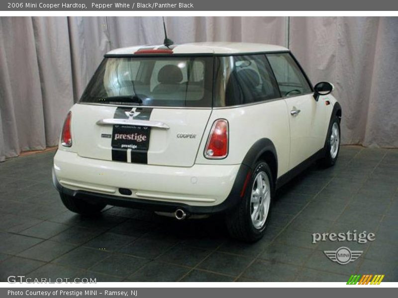 Pepper White / Black/Panther Black 2006 Mini Cooper Hardtop