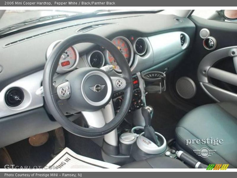Pepper White / Black/Panther Black 2006 Mini Cooper Hardtop