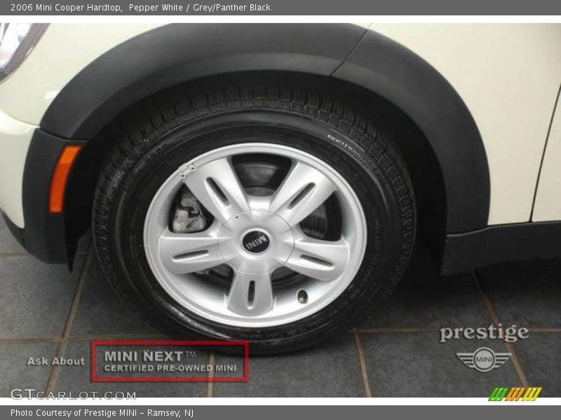 Pepper White / Grey/Panther Black 2006 Mini Cooper Hardtop