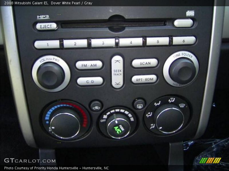 Dover White Pearl / Gray 2008 Mitsubishi Galant ES