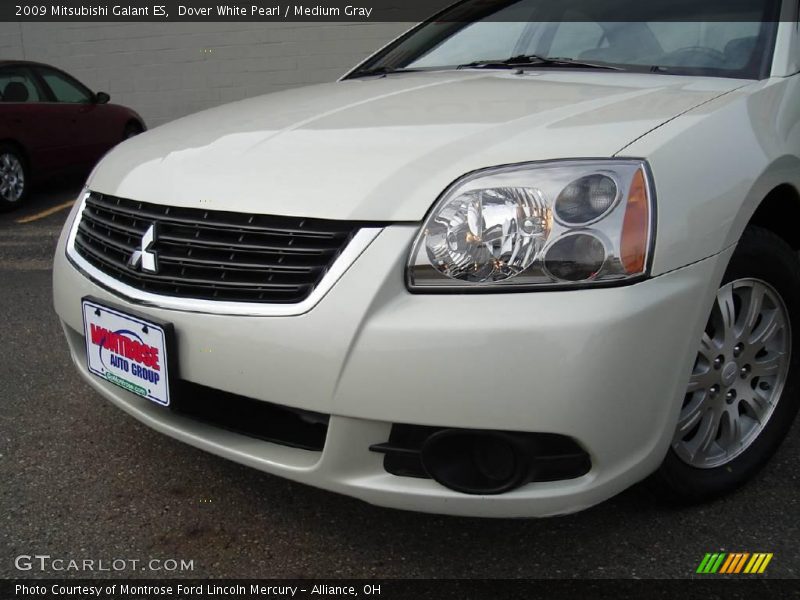 Dover White Pearl / Medium Gray 2009 Mitsubishi Galant ES