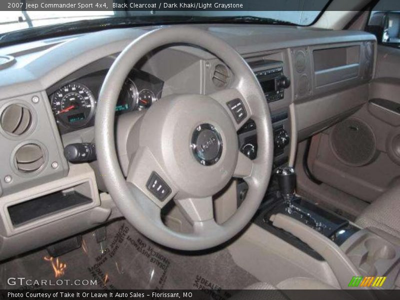 Black Clearcoat / Dark Khaki/Light Graystone 2007 Jeep Commander Sport 4x4