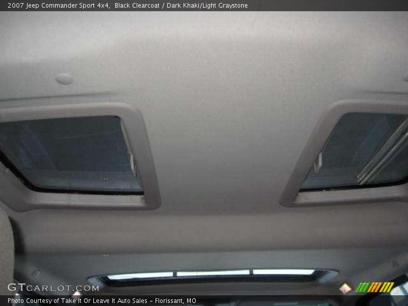 Black Clearcoat / Dark Khaki/Light Graystone 2007 Jeep Commander Sport 4x4