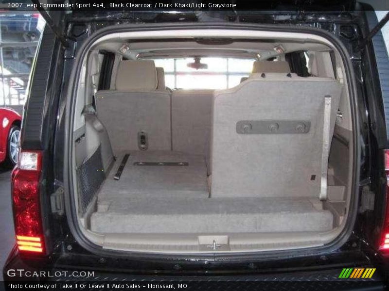 Black Clearcoat / Dark Khaki/Light Graystone 2007 Jeep Commander Sport 4x4