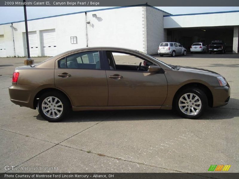 Canyon Beige Pearl / Beige 2009 Mitsubishi Galant ES