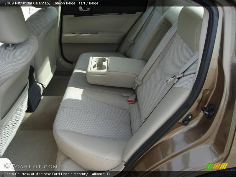 Canyon Beige Pearl / Beige 2009 Mitsubishi Galant ES